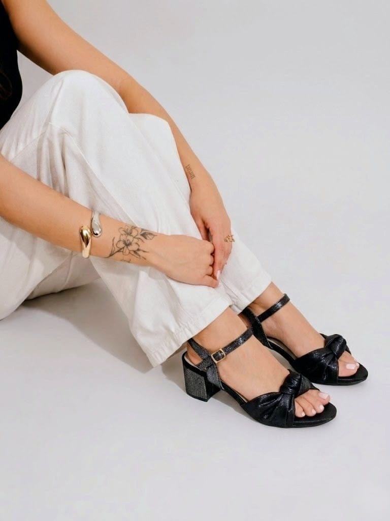 ANKLE STRAP - BLACK