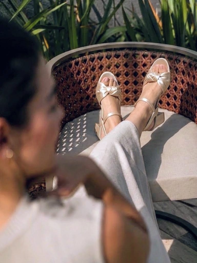 ANKLE STRAP - Beige